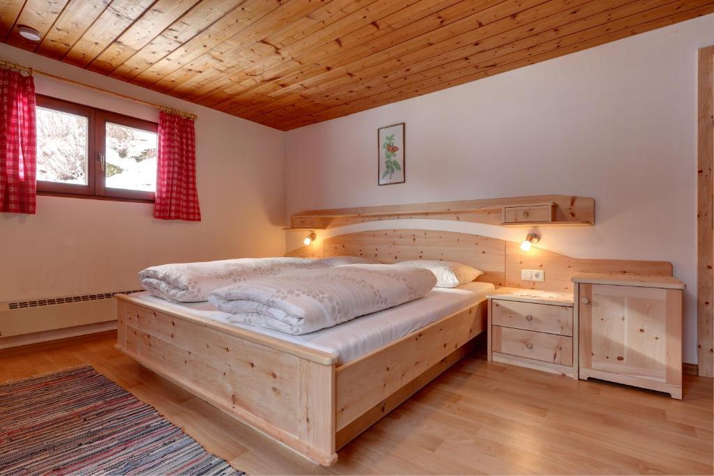 Lechnerhof Bed and Breakfast Lutago Rum bild