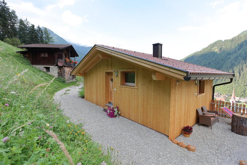 Lechnerhof Bed and Breakfast Lutago Exteriör bild