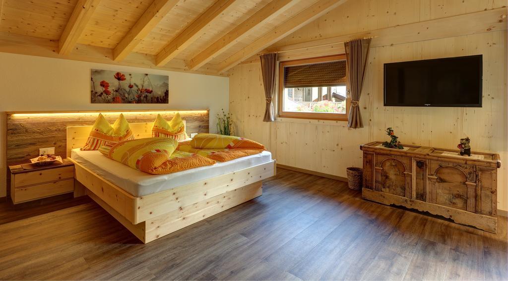 Lechnerhof Bed and Breakfast Lutago Exteriör bild