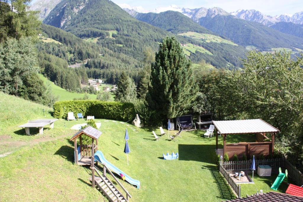 Lechnerhof Bed and Breakfast Lutago Exteriör bild